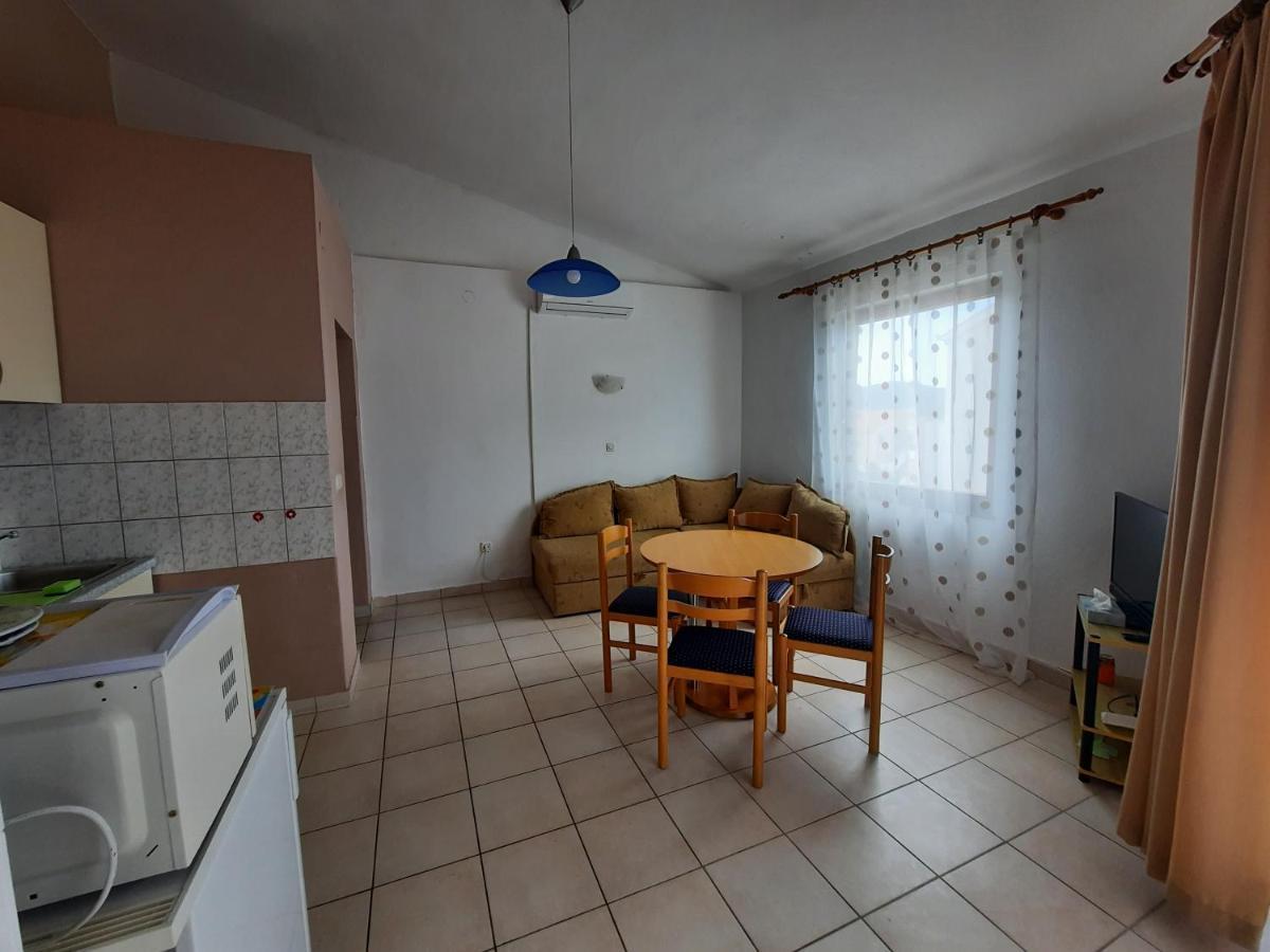 Apartments Dario Ražanj Eksteriør bilde